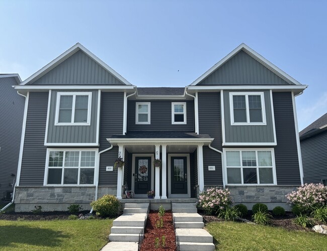 Primary Photo - 631 Hillcrest Dr