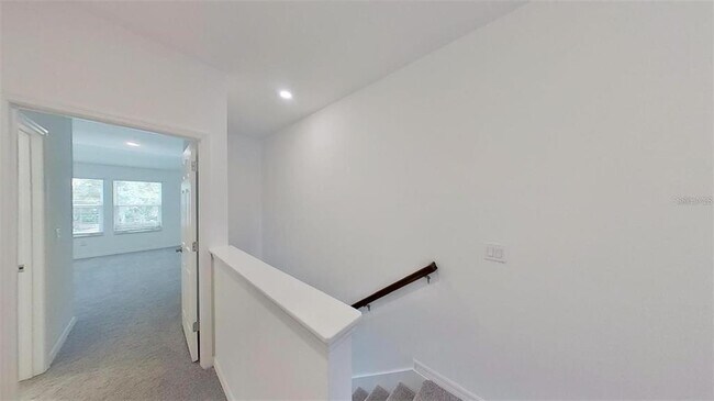 Building Photo - 3008 Via Sienna Cir