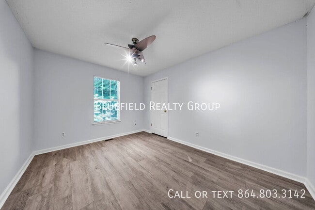 Building Photo - 141 Quail Haven Dr