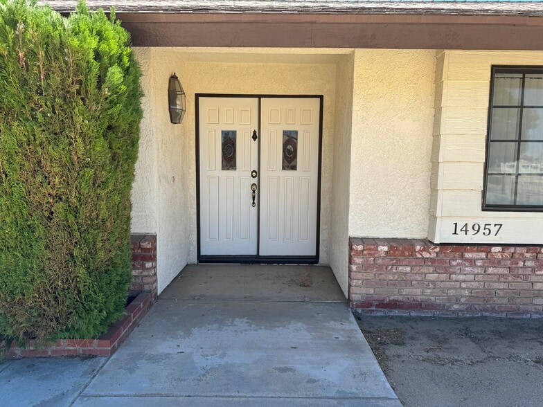 Building Photo - 14957 Mandan Rd