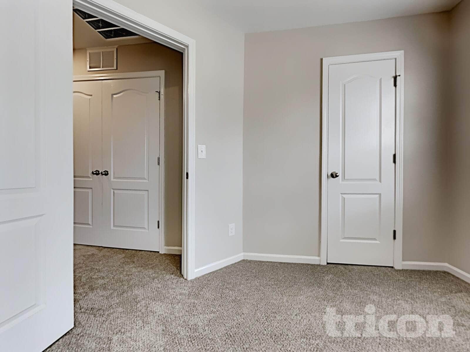 Building Photo - 933 Joselynn Drive