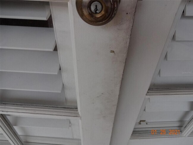 Building Photo - 1144 Delaney Ave