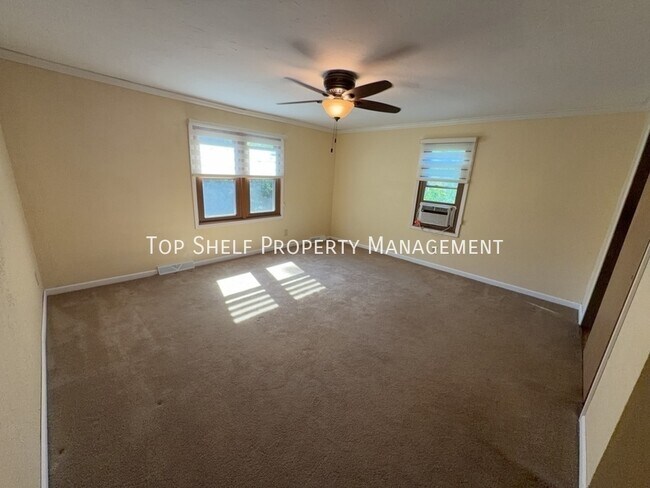 Building Photo - 3215 44th St