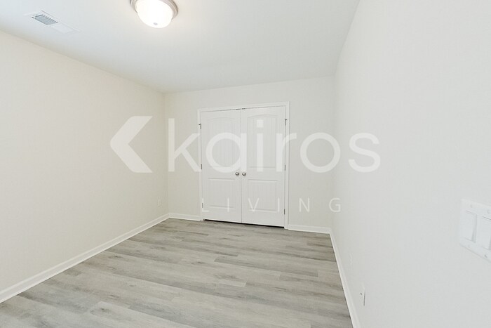 Building Photo - 27 Duluth Dr