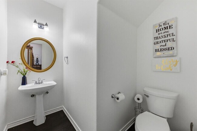 Building Photo - 6405 Aden Ln