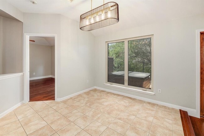 Building Photo - 4920 Hibiscus Valley Dr