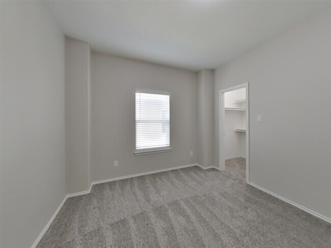 Building Photo - 2823 Arica Ln