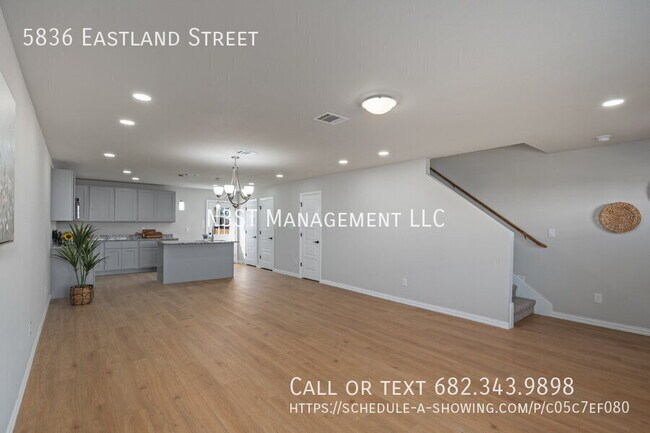 Building Photo - 5836 Eastland St