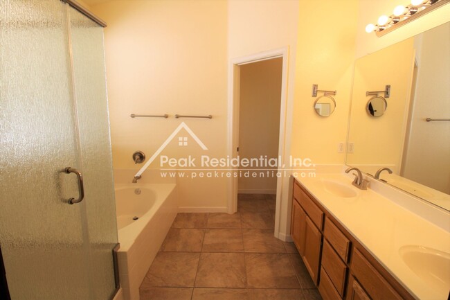 Building Photo - Very Nice 3bd/2ba Elk Grove Home in Laguna...