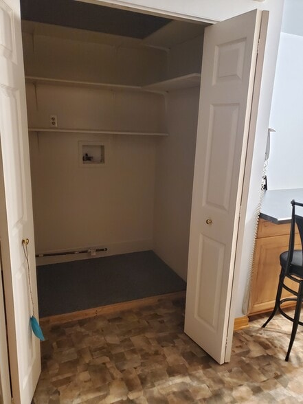 Laundry room - 356 2nd St