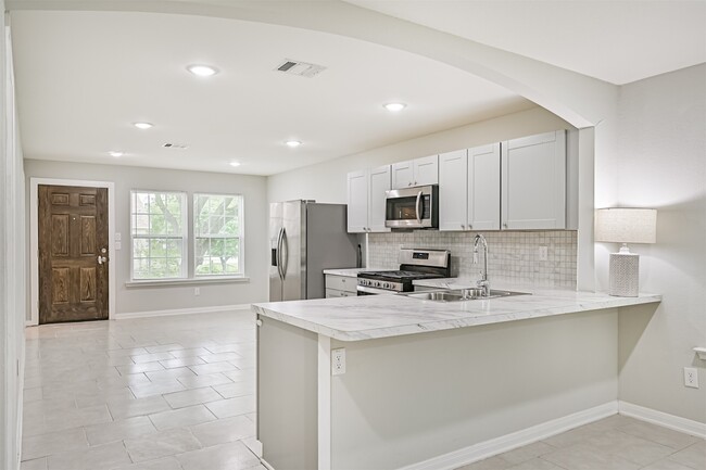 Building Photo - 10633 Flaxman St