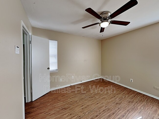 Building Photo - 14116 Cimarron Dr