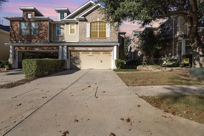 Building Photo - 4613 Penelope Ln