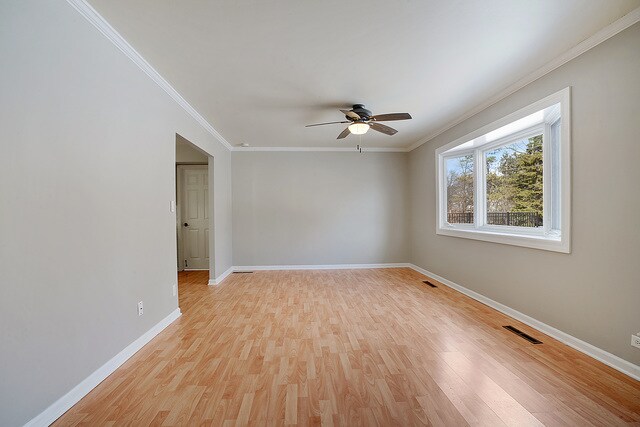Building Photo - 5508 S Bruner St