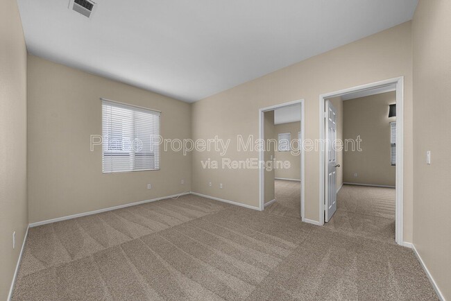 Building Photo - 6223 Avenida De Las Vistas
