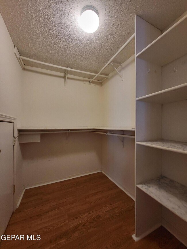 Building Photo - 2992 Tierra Limon Dr