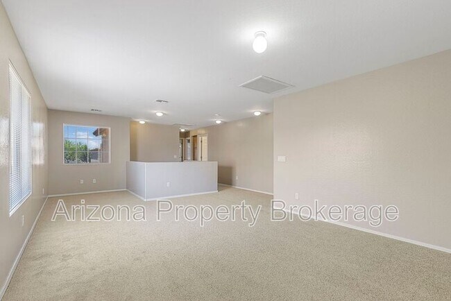 Building Photo - 31567 N Cactus Dr