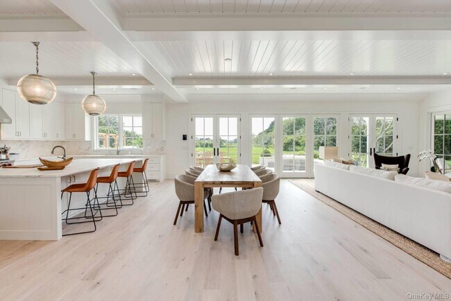 Building Photo - 571 Pauls Ln