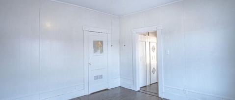 Building Photo - 639 Canton-