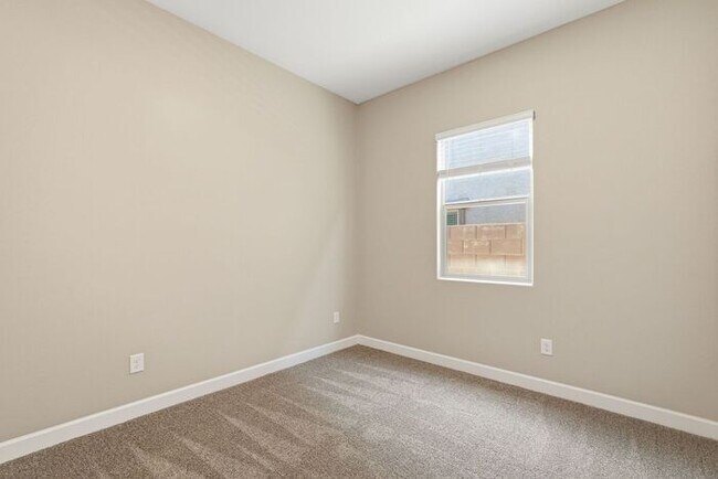 Building Photo - 293 jasper Ct
