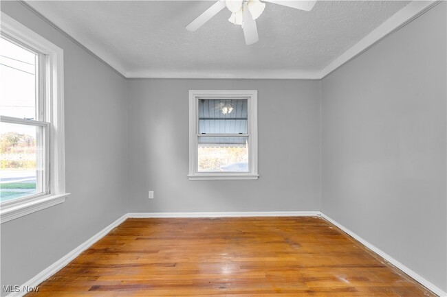 Building Photo - 12605 Hirst Ave