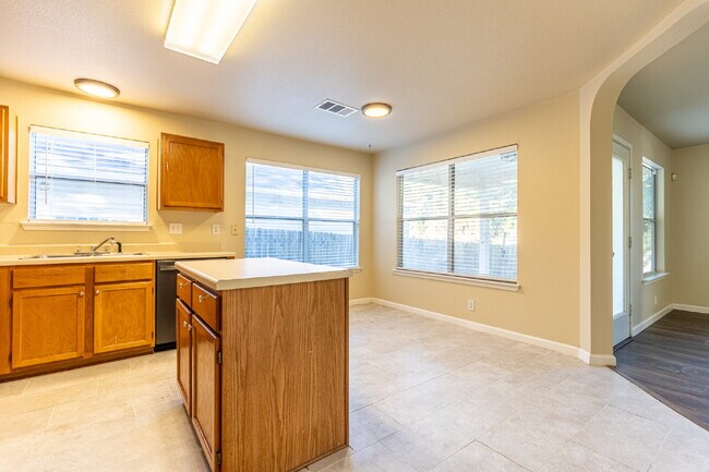 Building Photo - 5319 Stormy Breeze