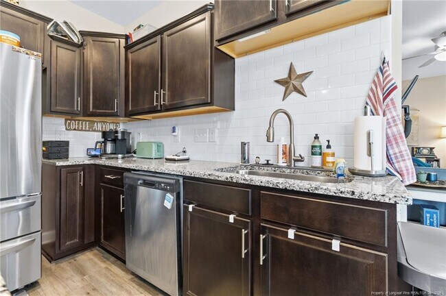 Building Photo - 50 Basswood Ct