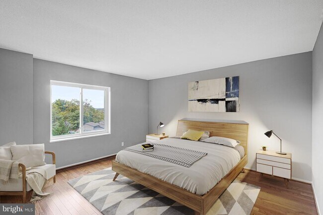 Building Photo - 8360 Greensboro Dr