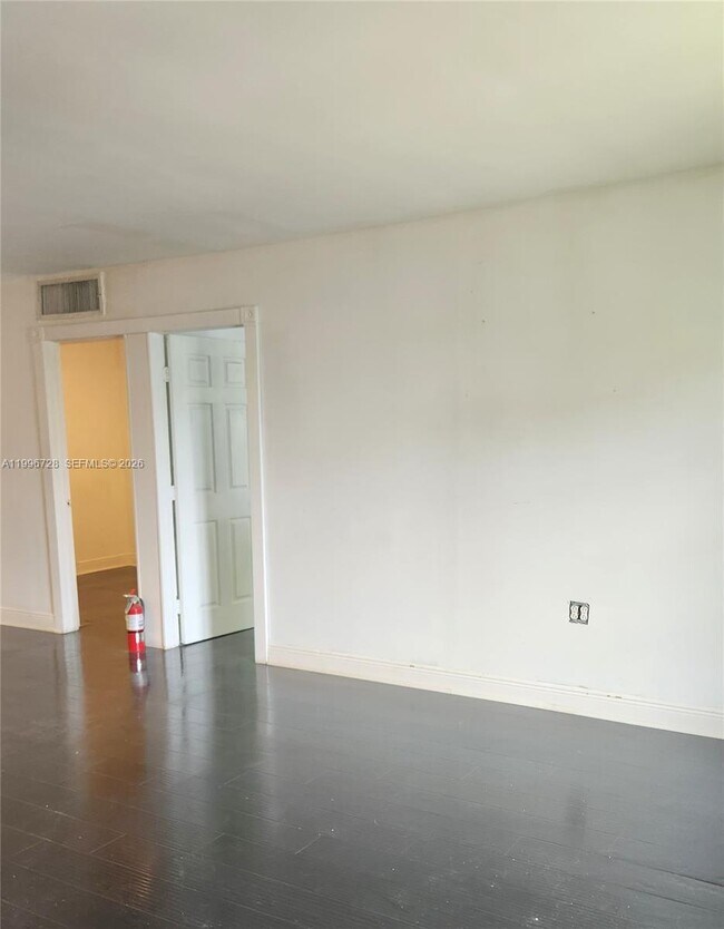 Building Photo - 3811 NW 84th Ave