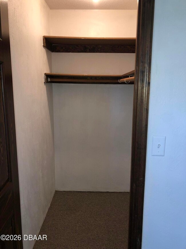 Building Photo - 10 Maryann Terrace