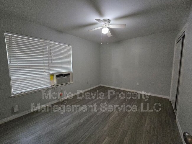 Building Photo - 4708 Red River St