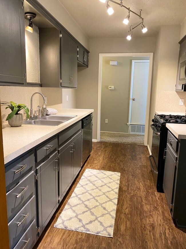 Building Photo - COMING SOON!! Darling Edmond Rental!