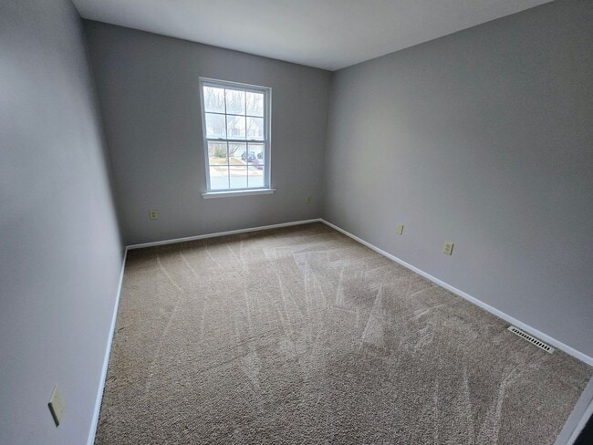 Building Photo - 1578 Pinewind Dr