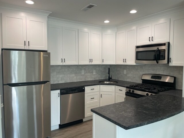 Building Photo - 3 Boxwood Ter