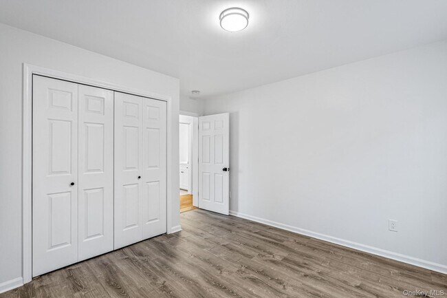 Building Photo - 198 Woodland Ave