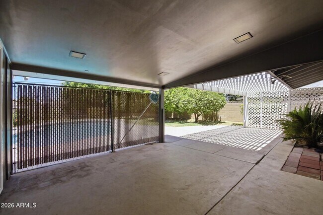 Building Photo - 7750 N 17th Dr