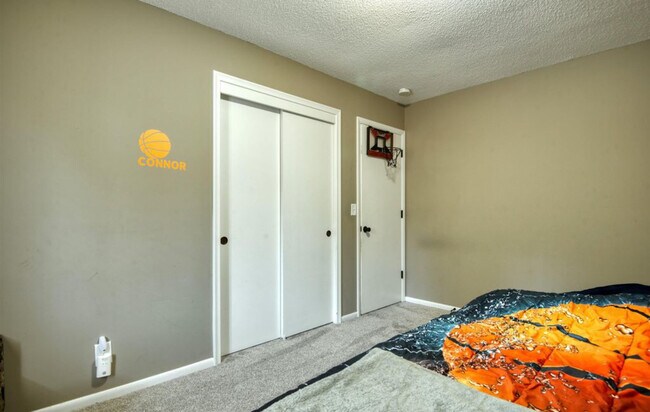 Building Photo - 2146 N 141st Ave