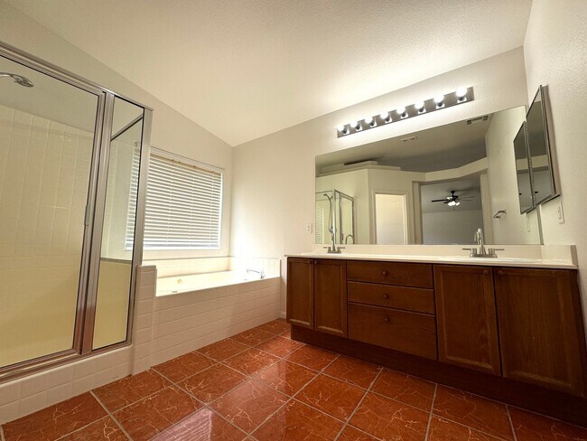 Building Photo - 6839 Scarlet Flax St