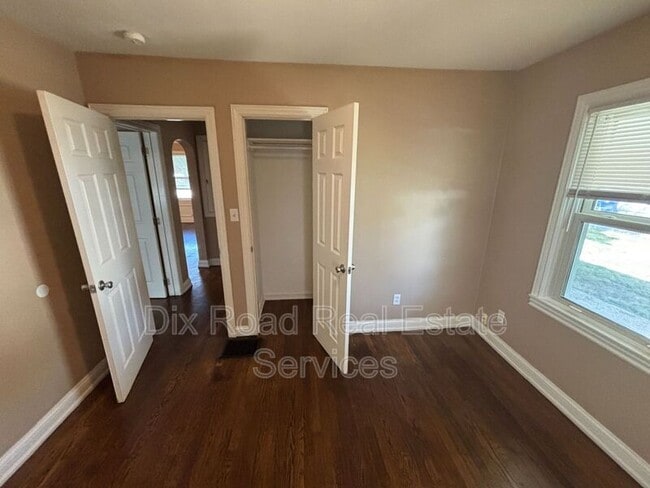 Building Photo - 2604 Hilda Ave