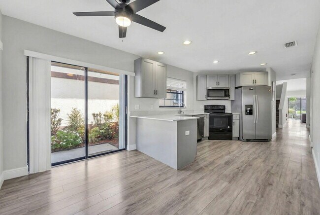 Building Photo - 20824 Boca Ridge Dr N