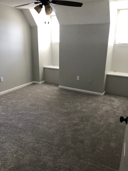 Building Photo - 10 Parwood Ct