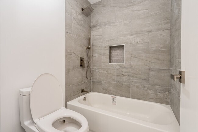 Building Photo - 5460 White Oak Ave