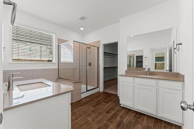 Building Photo - 14377 Cedar Shadow Dr
