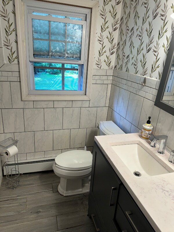 Building Photo - 92 Rambler St