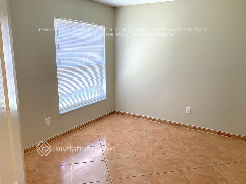 Building Photo - 9472 Brackin St