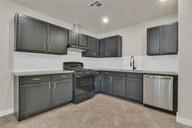 Building Photo - 12508 Abbotts Way