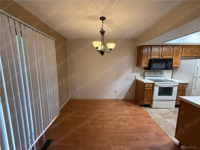 Building Photo - 9765 Centerville Creek Ln