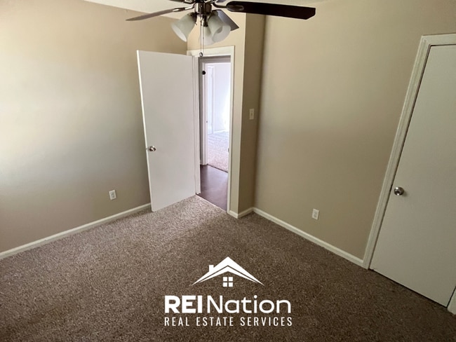 Building Photo - COZY & CLEAN! 3BR Memphis Value | Hardwoods & Open Kitchen | Fenced Yard!
