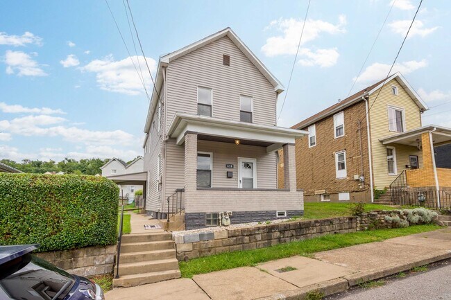 Building Photo - Beautiful 2 bedroom home in Pitcairn available August 15!