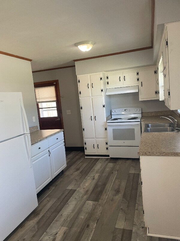 Building Photo - 409 Bond St